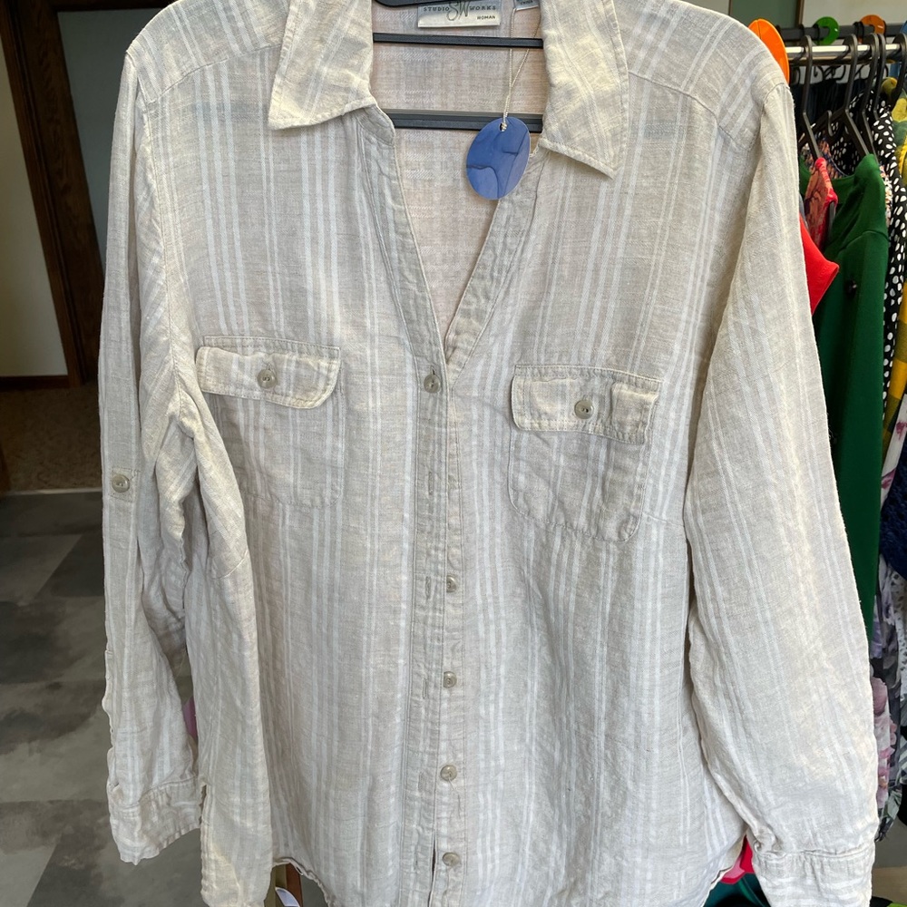 Studio Works 100% linen Cream Blouse